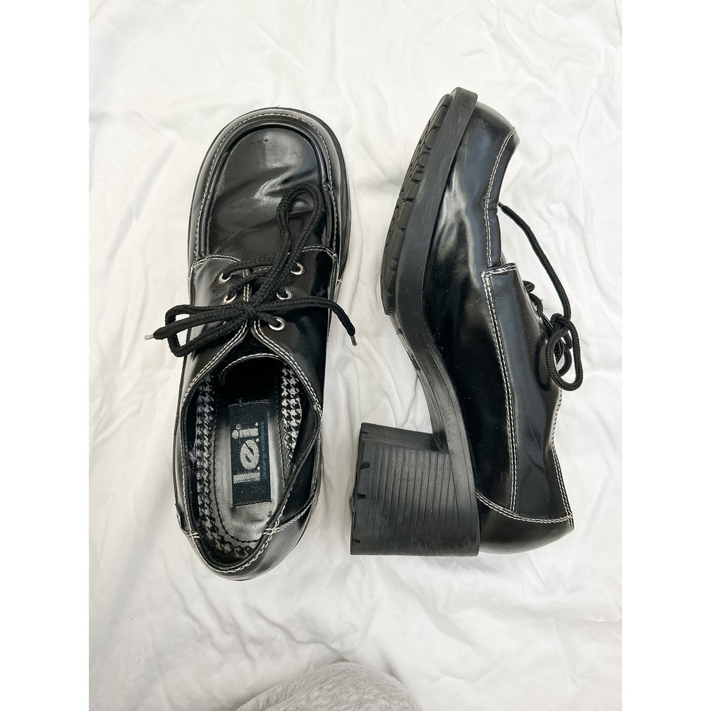 LEI Vintage 90s Carissa Chunky Platform Patent Leather Goth Oxfords SZ 11